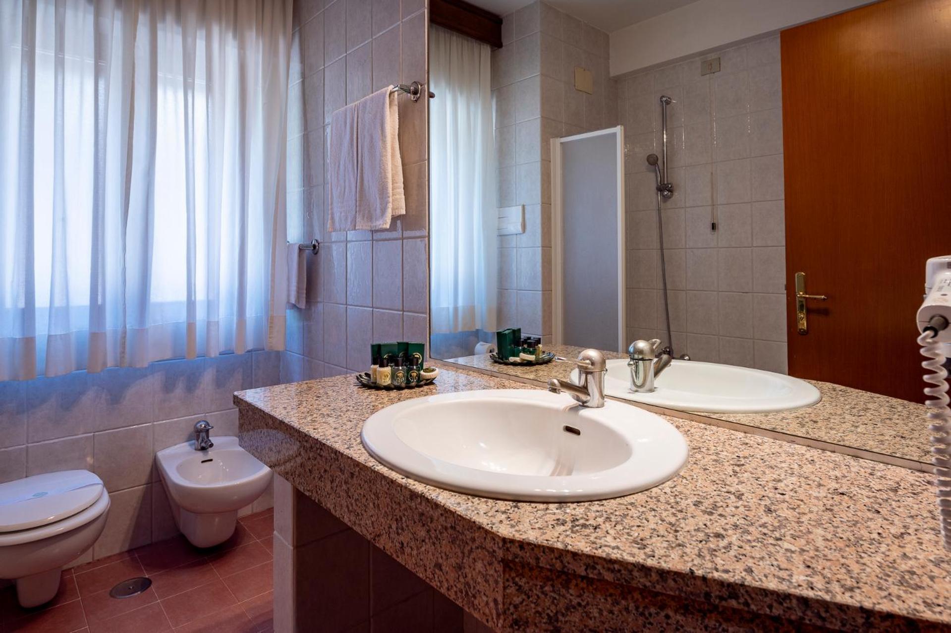 Hotel Corona & Spa Pescasseroli Eksteriør billede