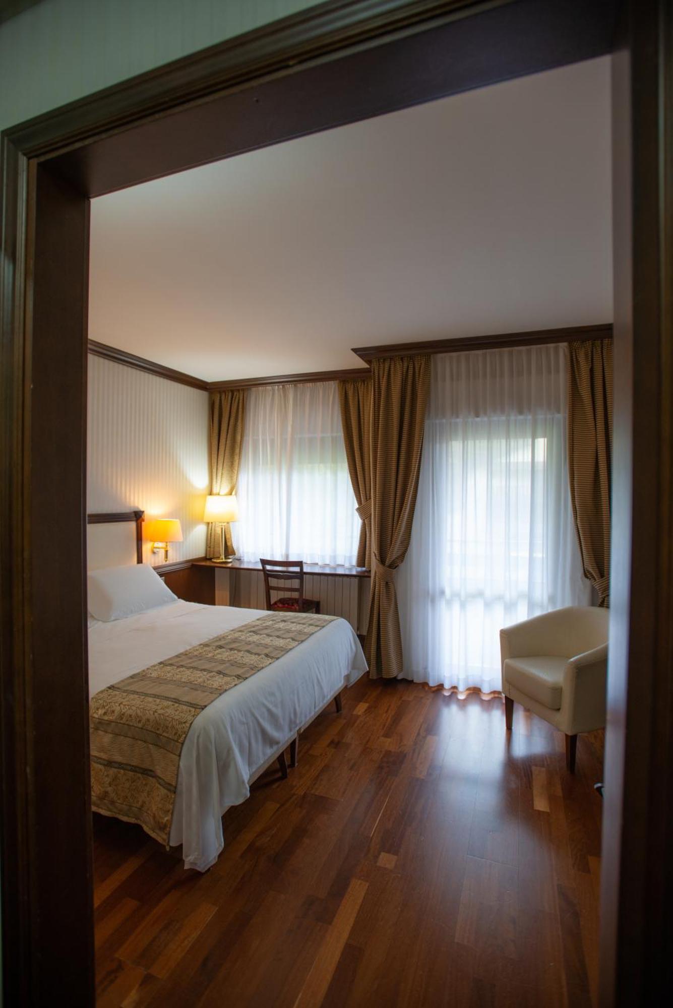 Hotel Corona & Spa Pescasseroli Eksteriør billede